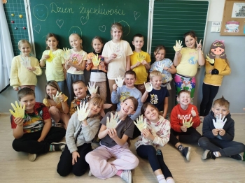 586178153_1322344956357111_3787548962816633381_n